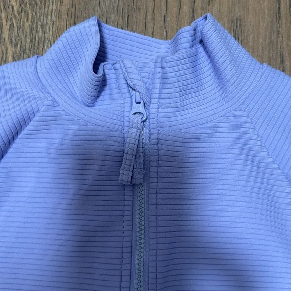 Gap Kids Long Sleeve ribbed Swimsuit - size medium - Picture 2 of 5